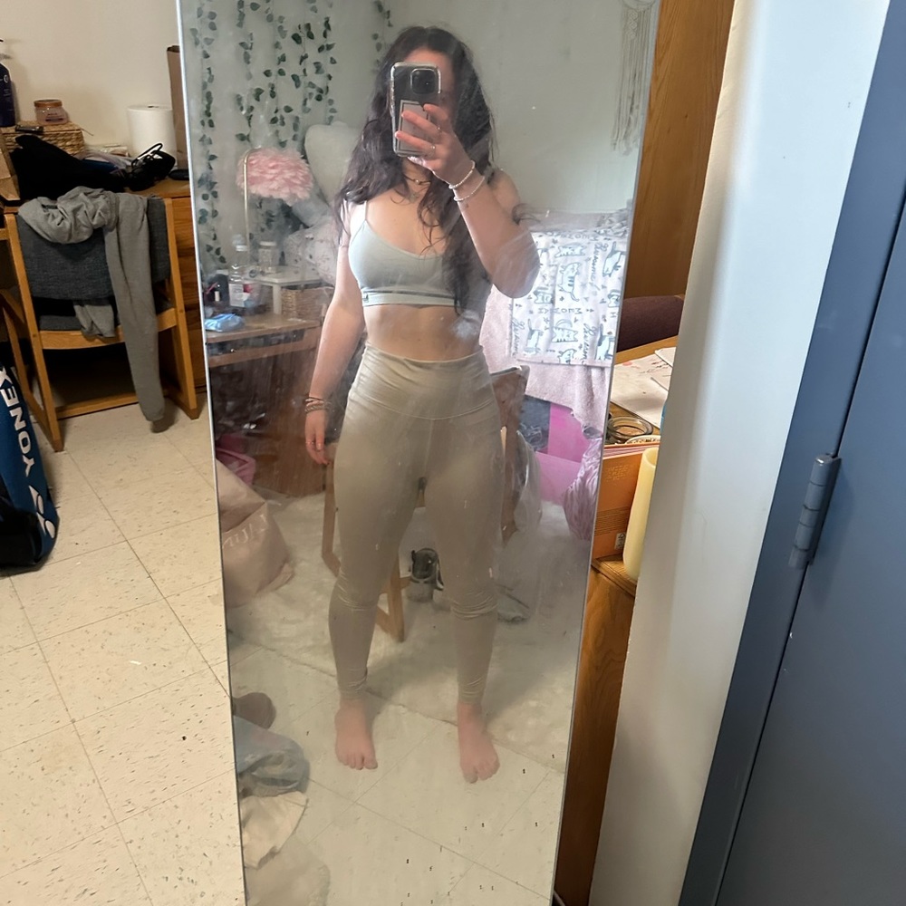 All in motion leggings